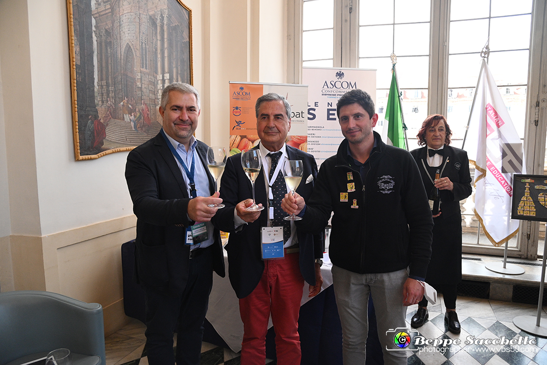VBS_1857 - Eurovision Media Centre - Fellow, Bandakadabra e Bianco.jpg